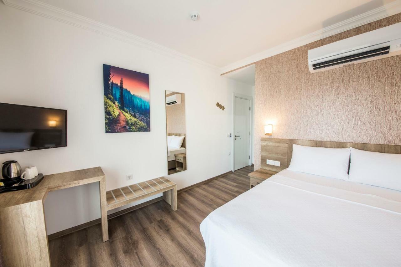 Dekatria Rooms&aparts Hotel 3*