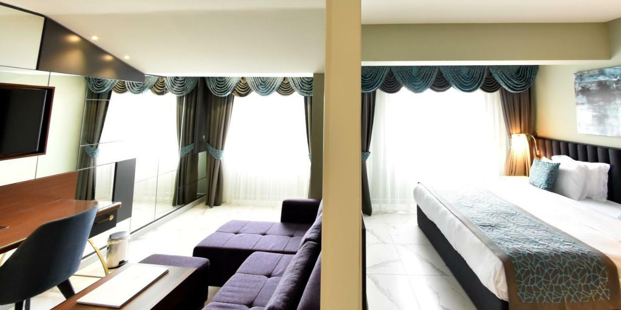 Capella 4*