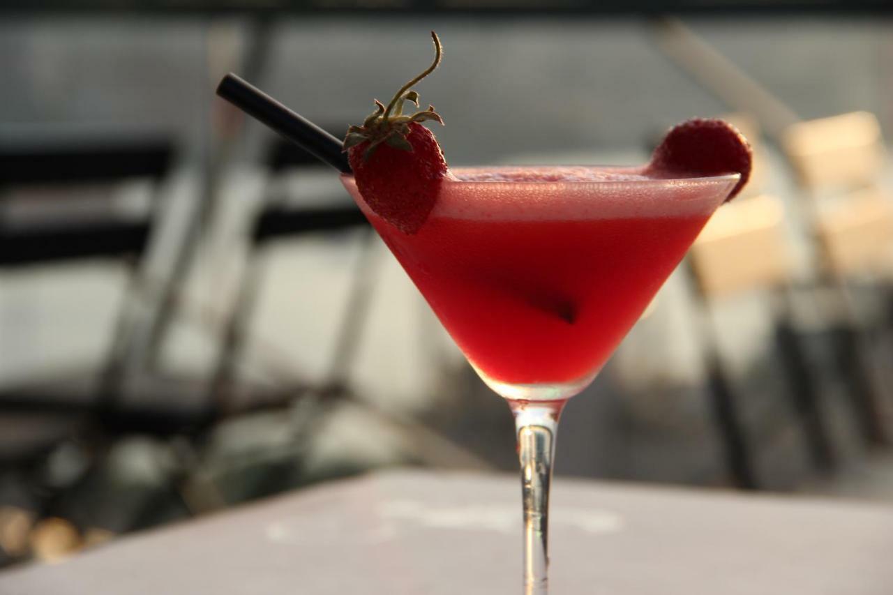 Tulip & 4* Istanbul
