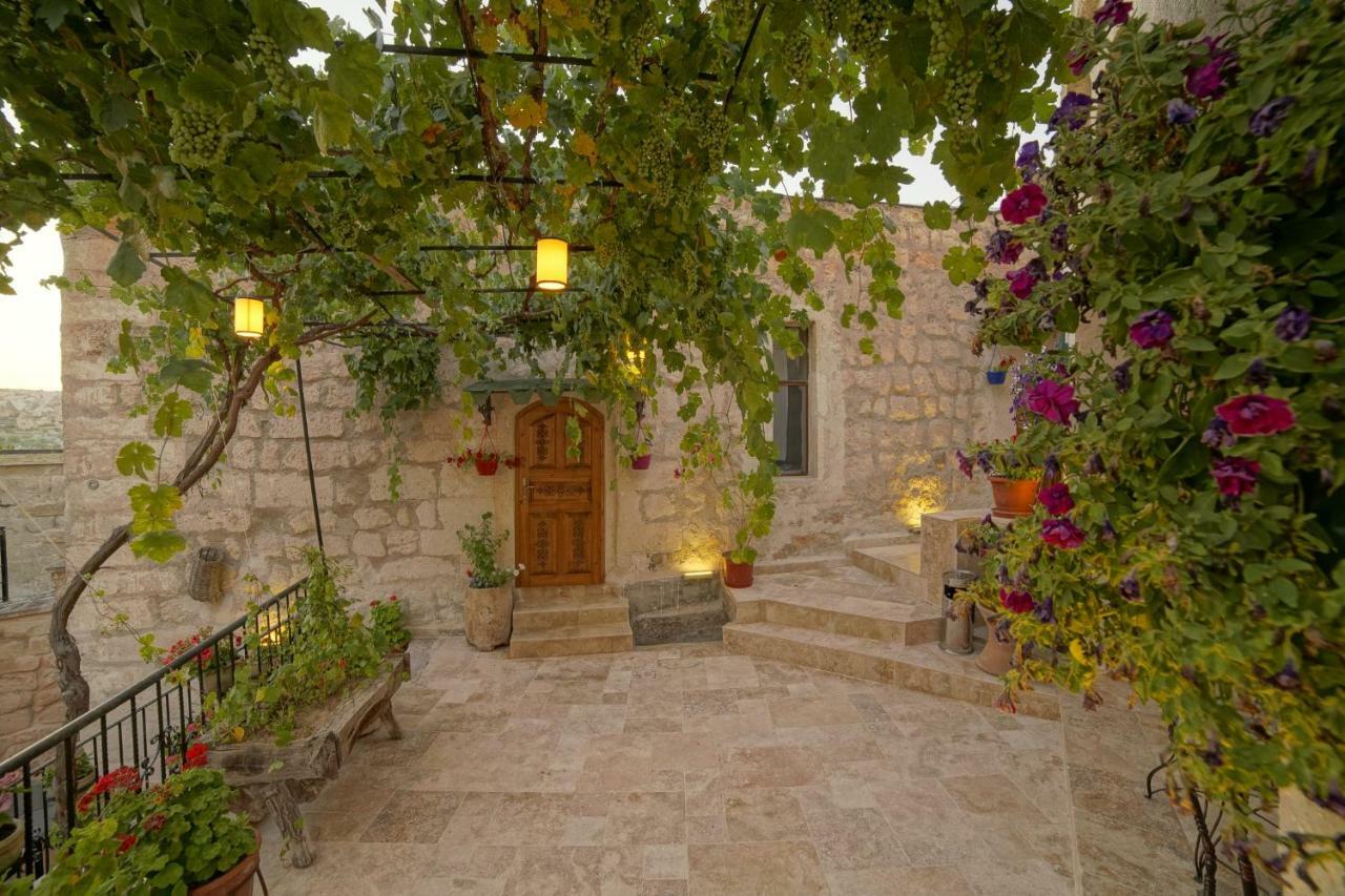Melek Cave Inn 2*