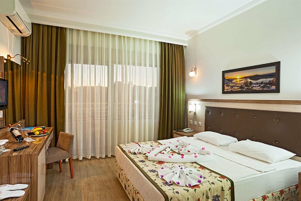 Venus Resort 4*