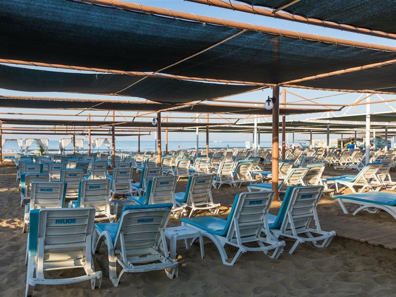 Helios Hotel