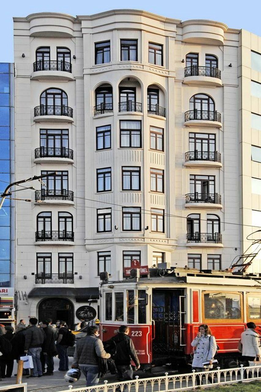 Taxim Hill 4*