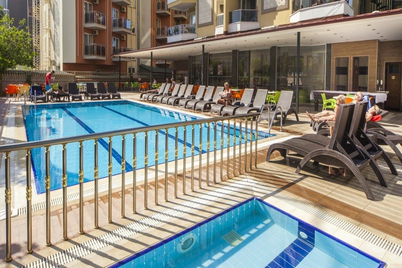 Kleopatra Ada Hotel