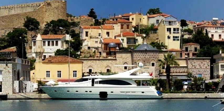 Kanuni Kervansaray Historical Cesme