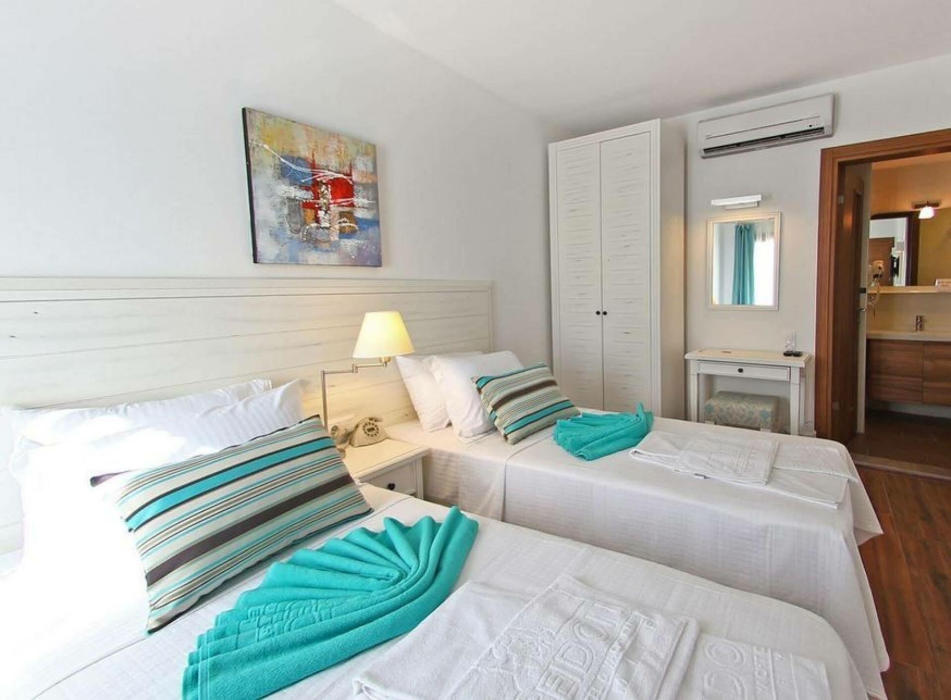 Poseidon Boutique And Yacht Club Selimiye Hotel
