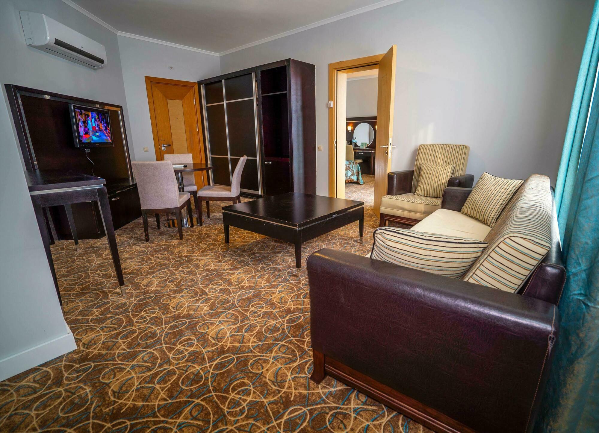 Hotel Grand Belish 5*
