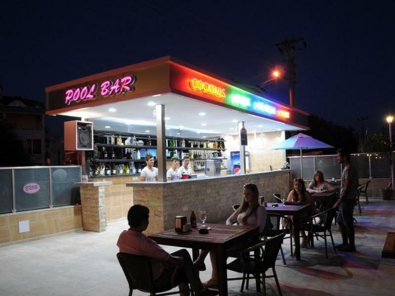 Rosy Marmaris