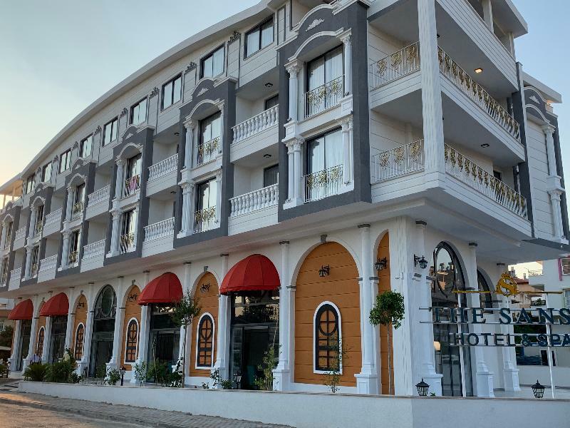 Hotel The Sansa & 3*