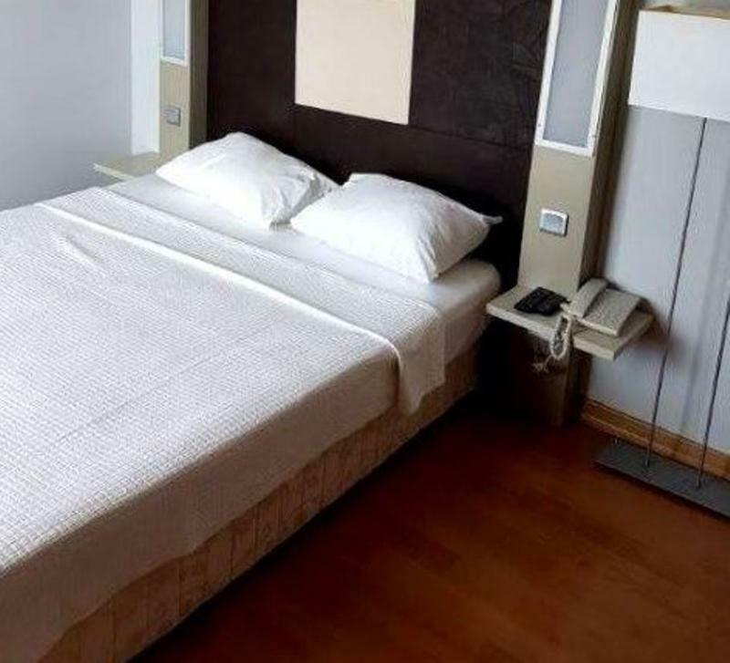 Maira Beach Hotel 4*