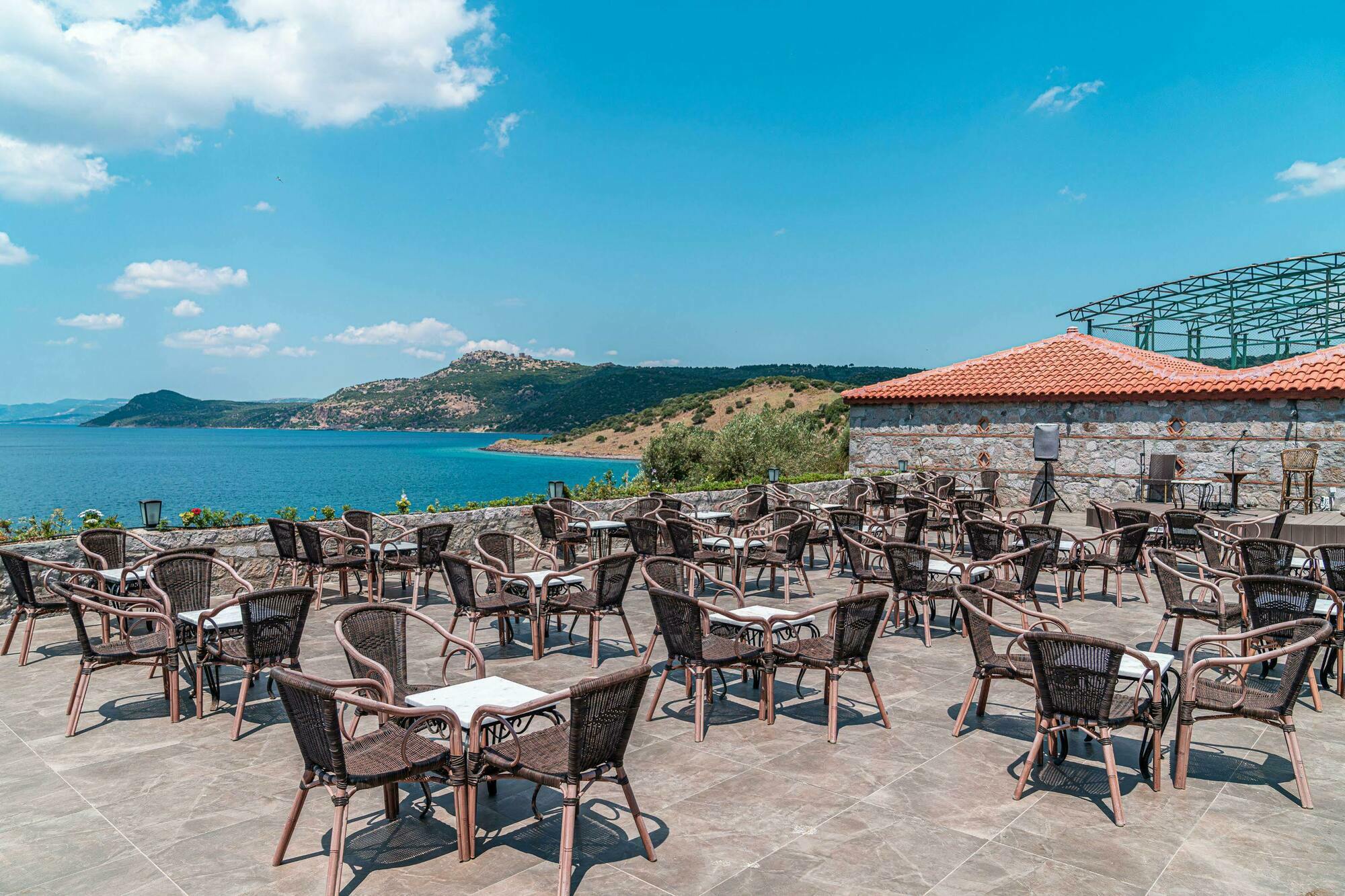 Hotel Dove &