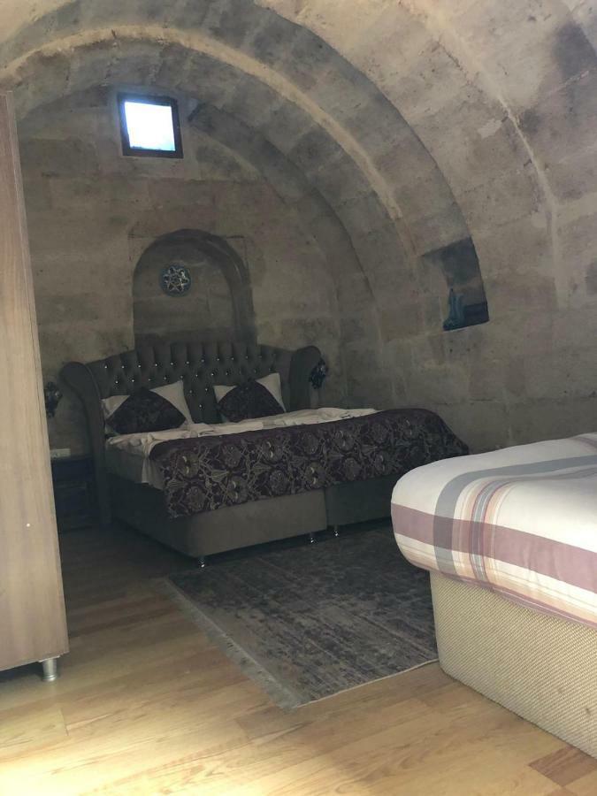 Hotel Sandik Cave *