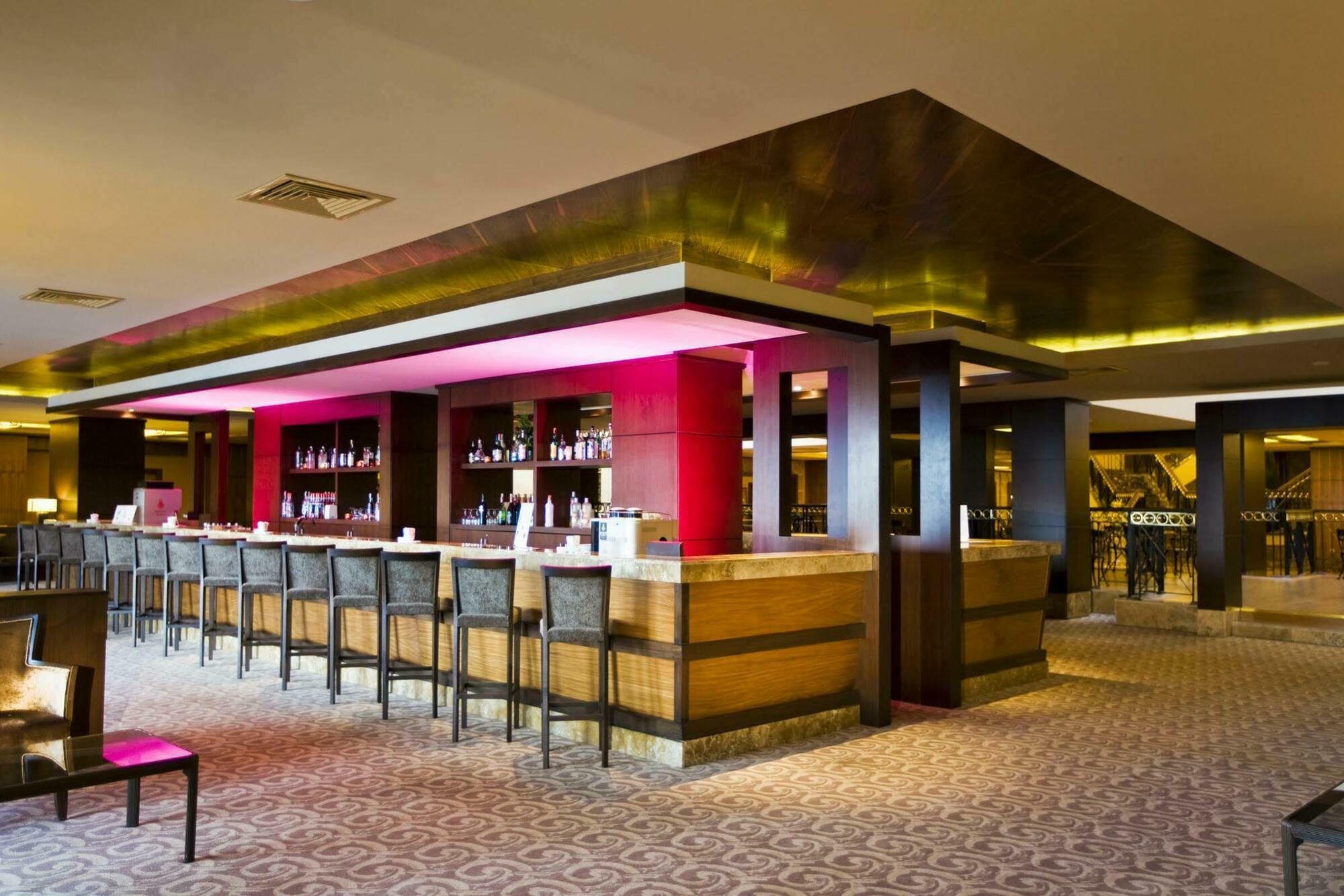 Fantasia Deluxe Hotel 5*