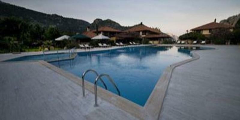 Alarga Sail Boutique & Yacht Club Resort