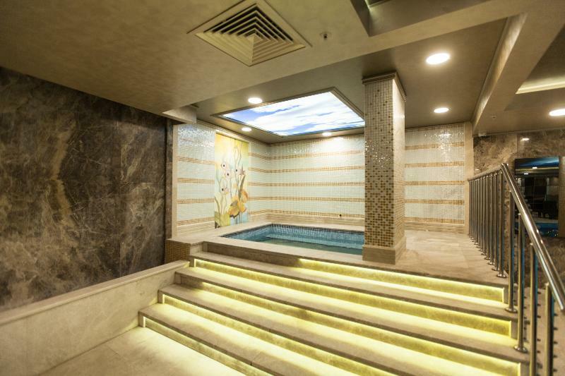Miss Hotel 4*