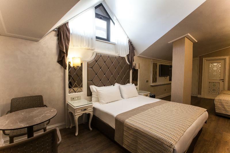 Miss Hotel