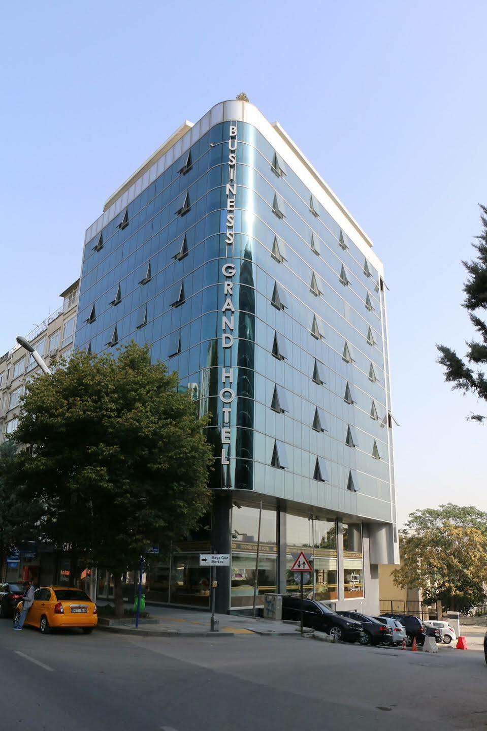 Business Grand Hotel 4*