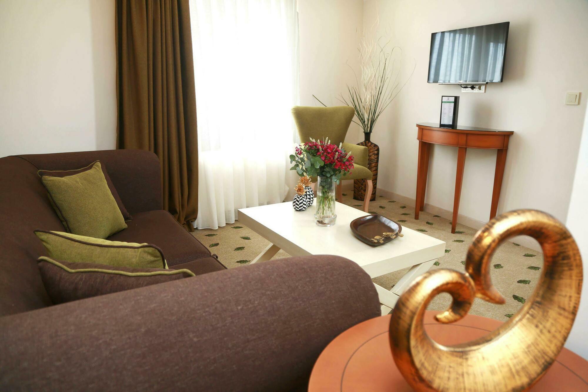 Tuzla Garden & Darica (Marmara)