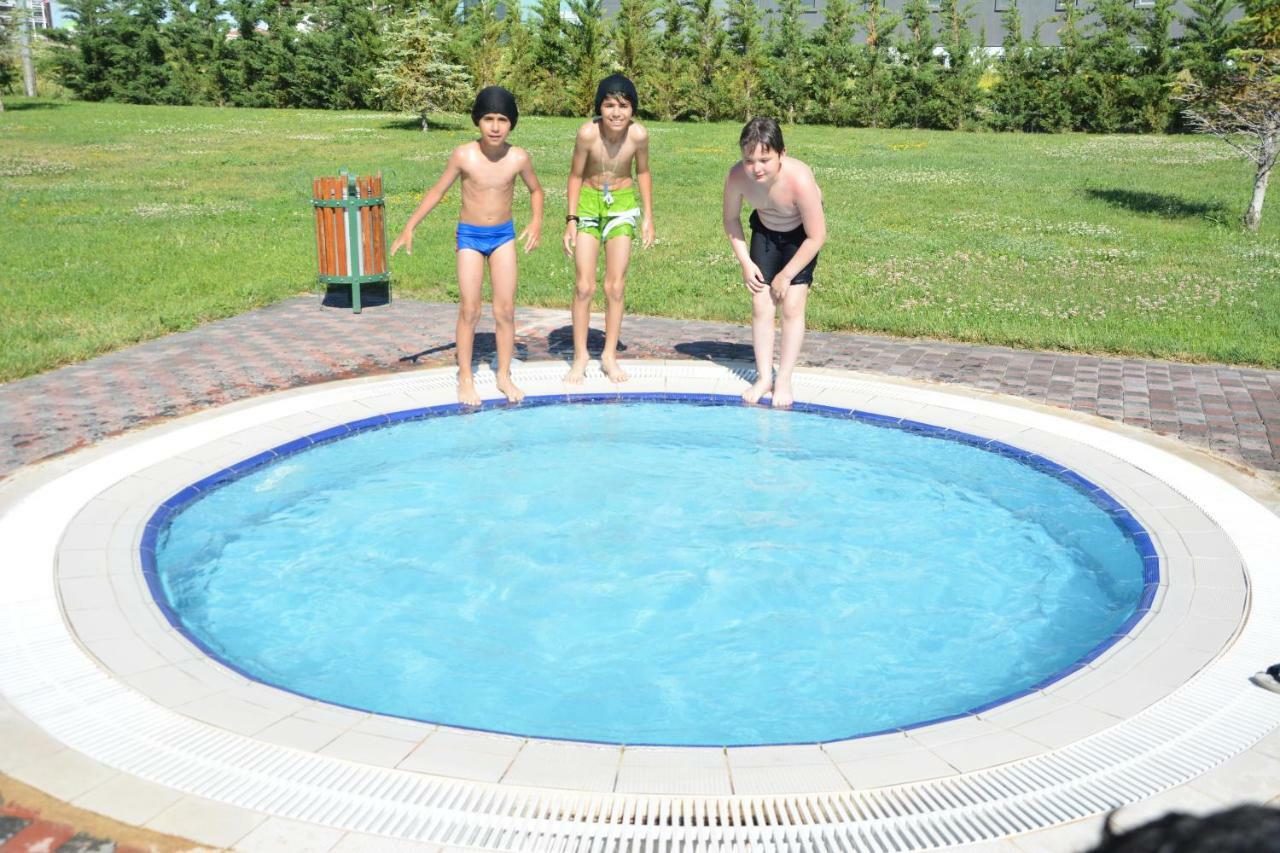 Garden Kale Thermal 3* Sadikbey