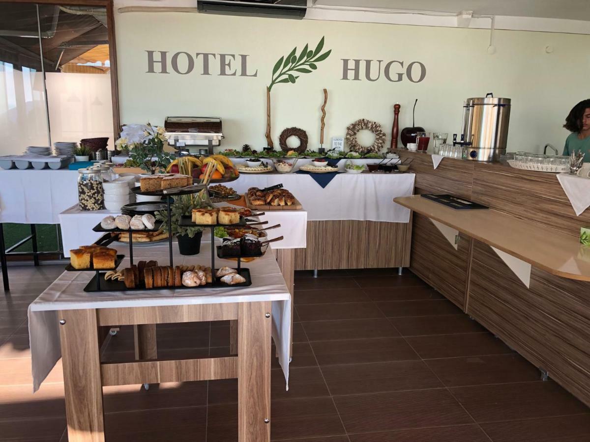 Hugo 3*