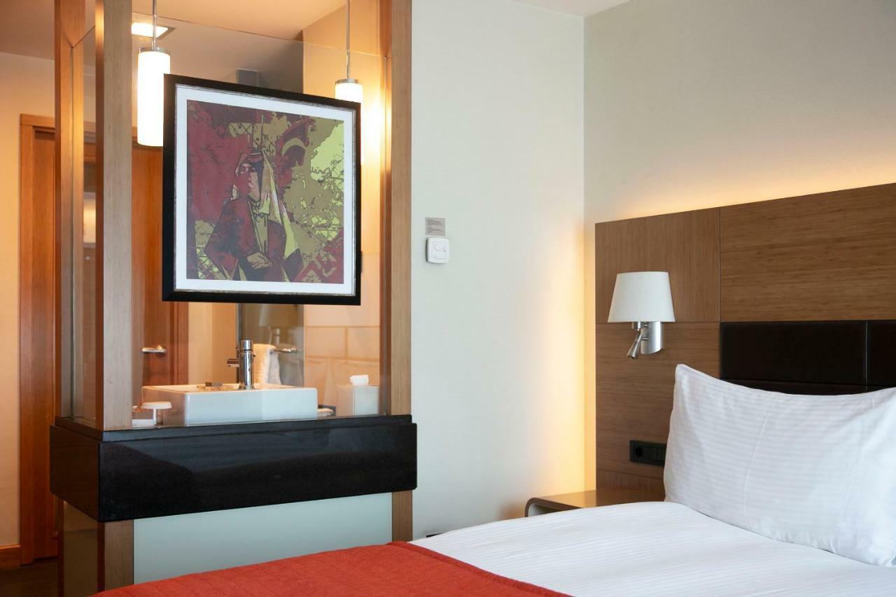 Movenpick Hotel 5*