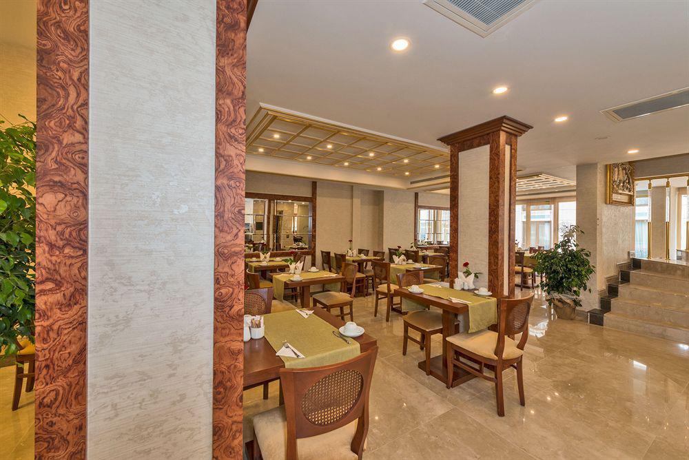 Glorious Hotel 4*