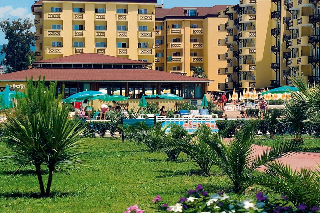 Resort Titan Garden Ultra 4*