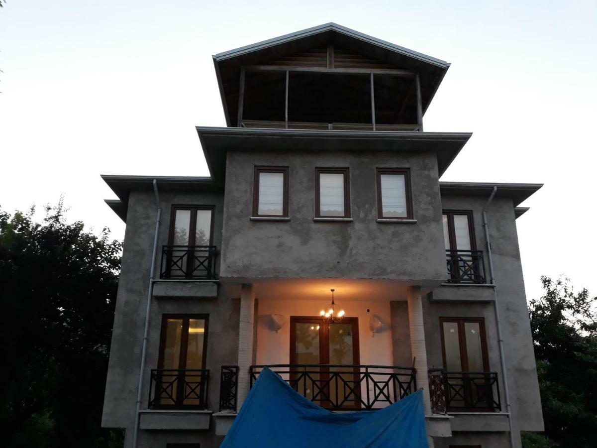 Villa Huseyin Neziroglu Konagi *