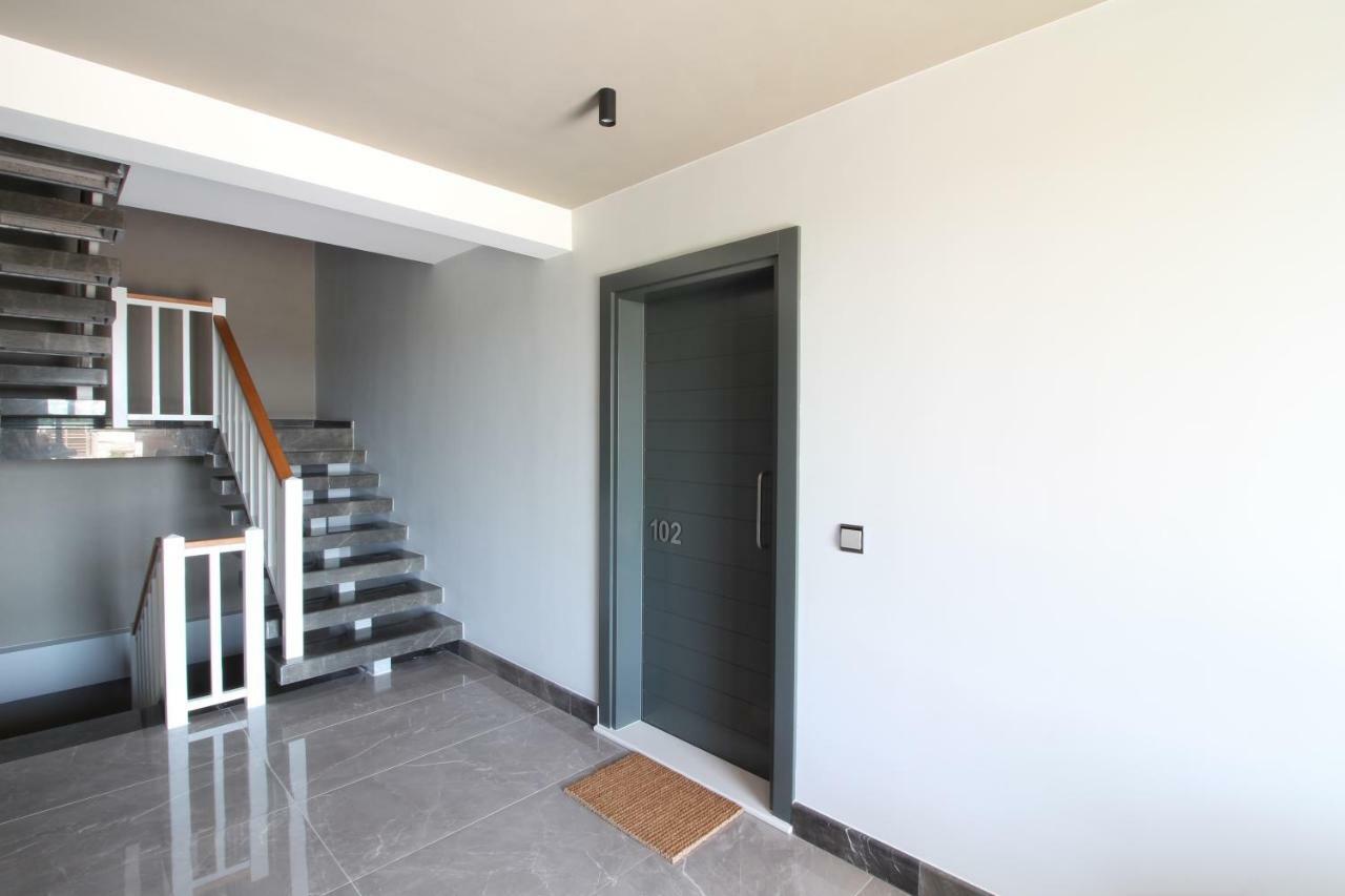 Elia Apartment