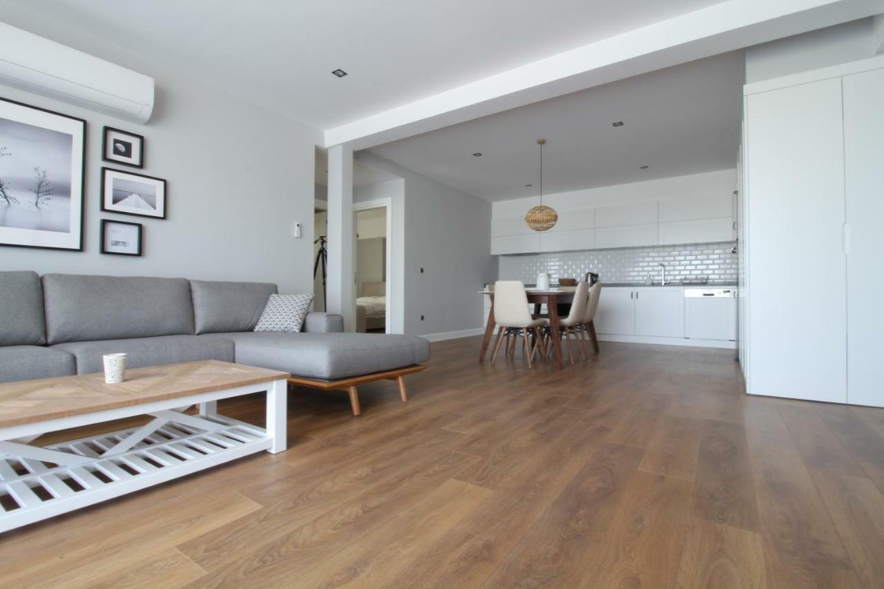 Apartment Elia Side