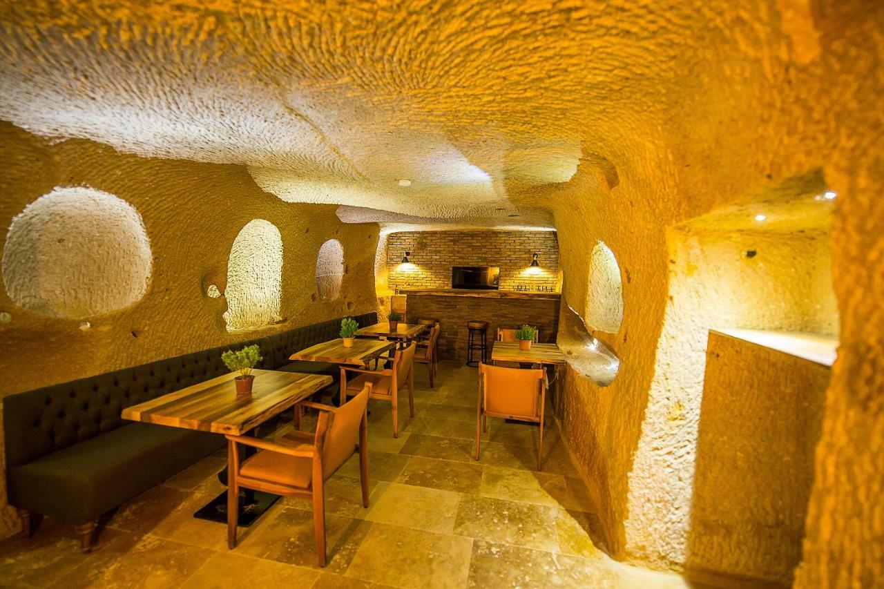 Maya Cave 3*