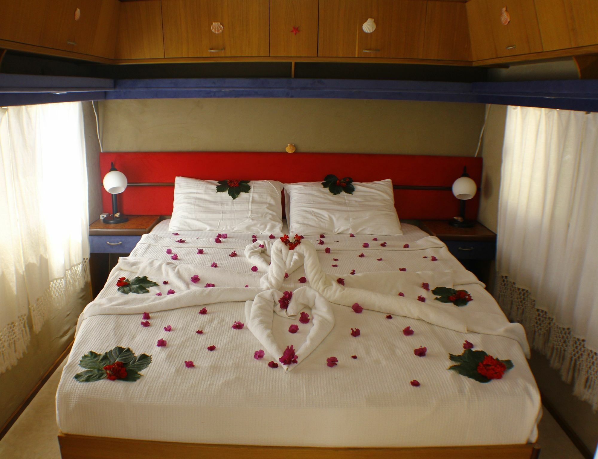 Golden Club & Caravan Holidays