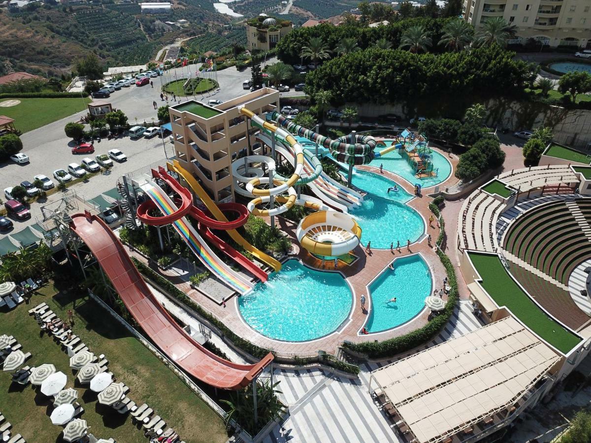 Apartment Gold City And