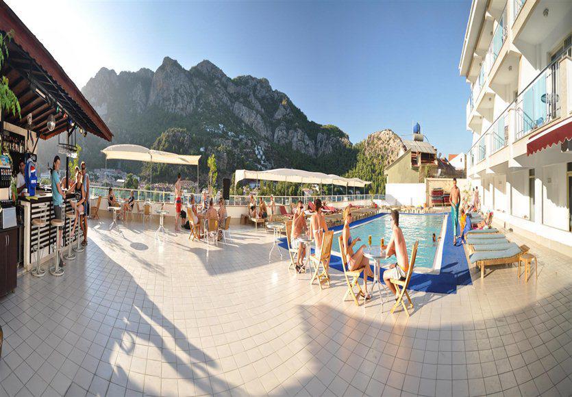 Calipso Hotel
