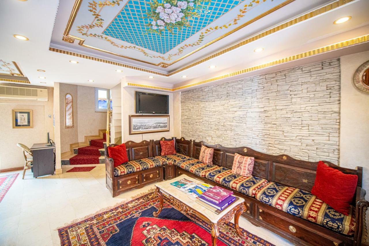 Kaftan Hotel