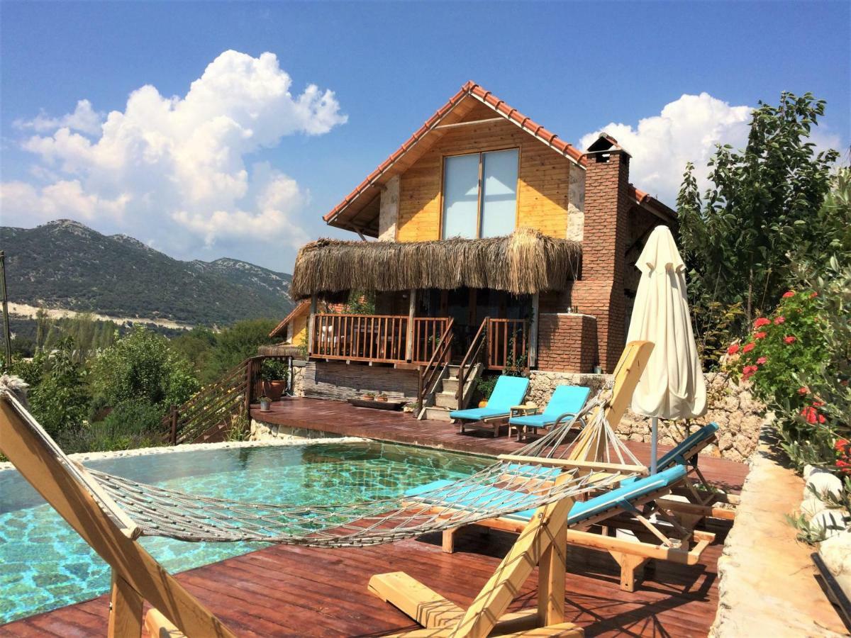 Ambar Evleri Kalkan
