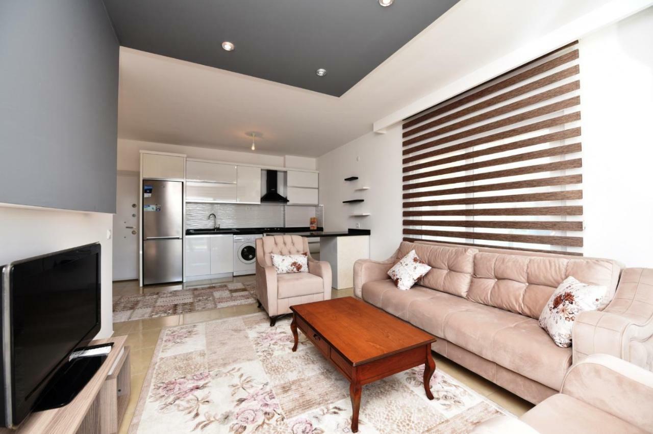 Armoni Deluxe Apartment