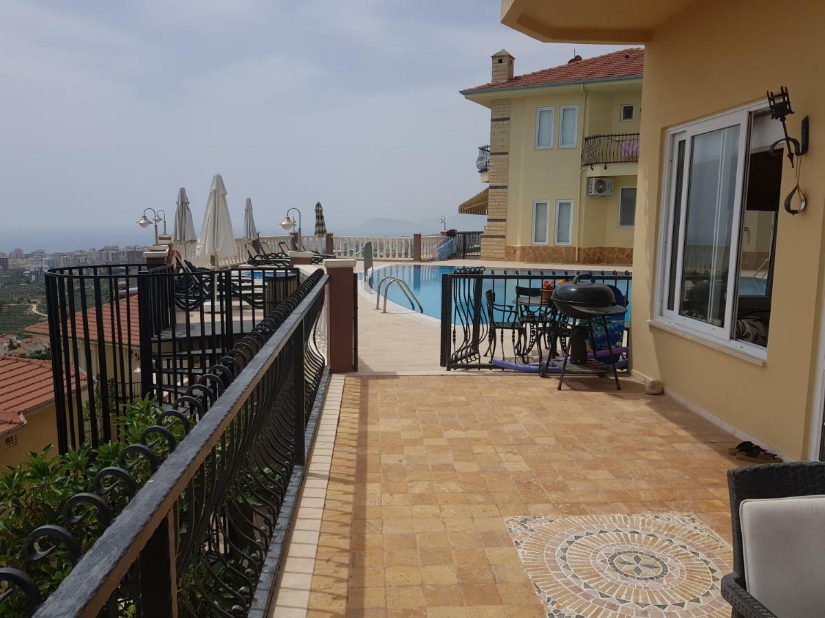 Apartment Gold City And