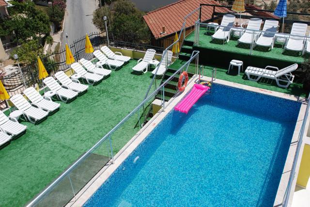 Alp Hotel 2*
