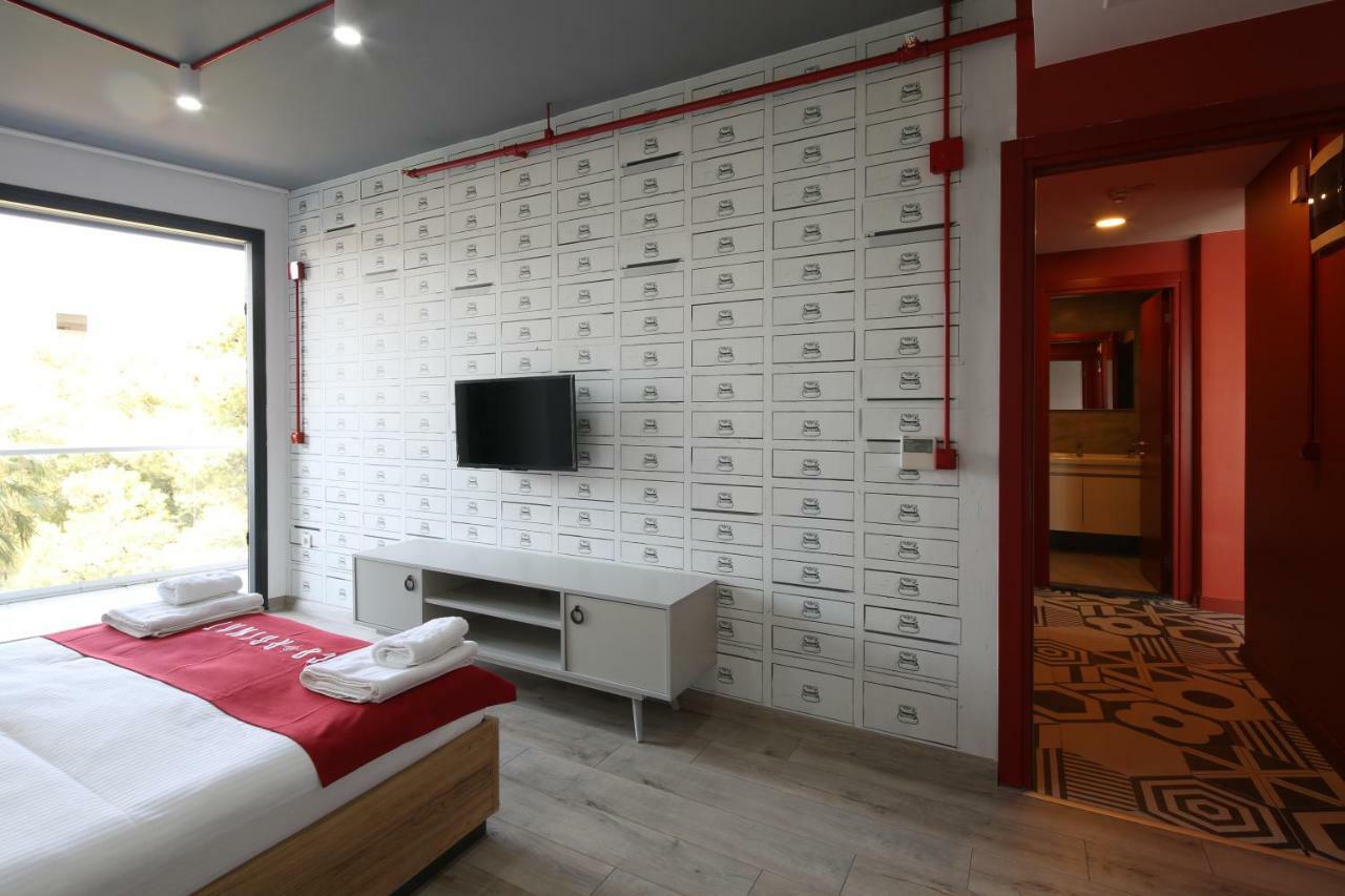 Coordinat Suits Apartment