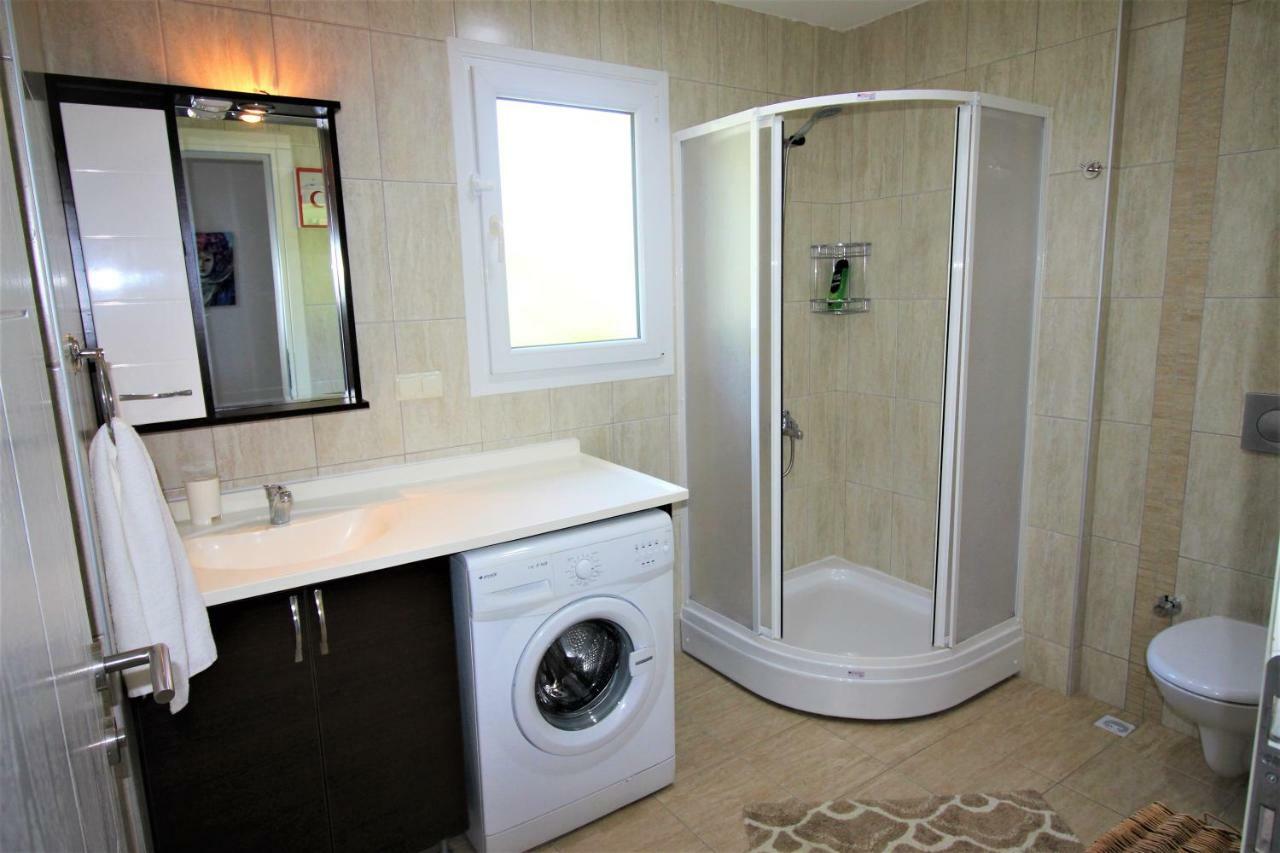 Villa Amazon
