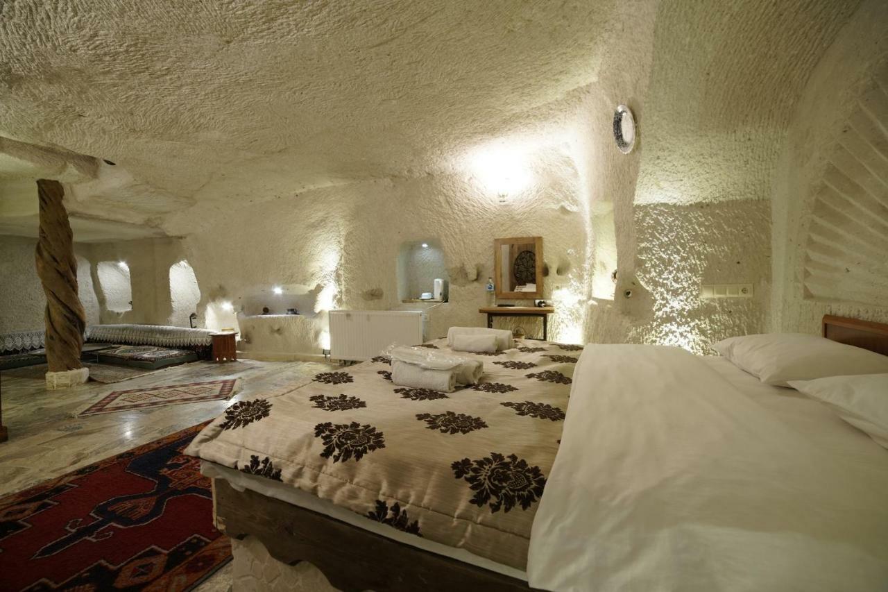 Melek Cave Inn