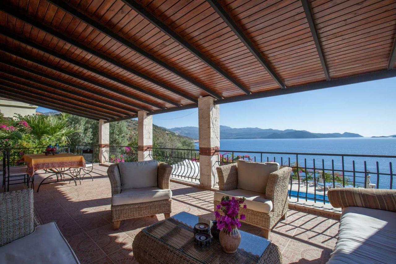 Escalade Iii Villa