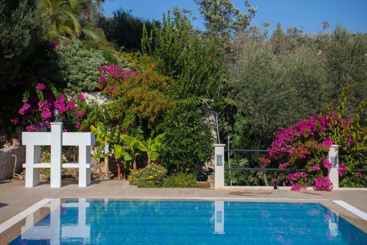 Villa Escalade Iii Kas