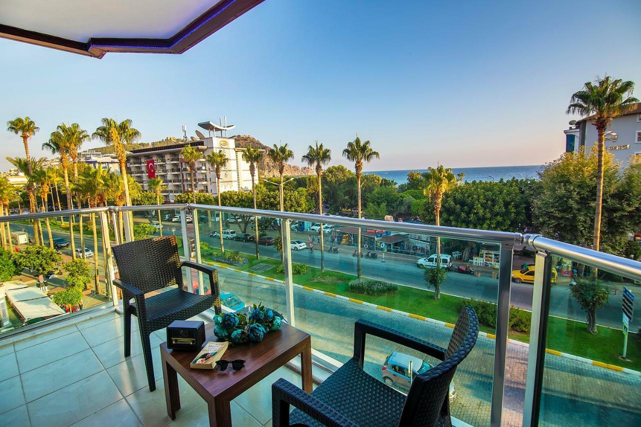 Hotel Kleopatra Blue Hawai 3*