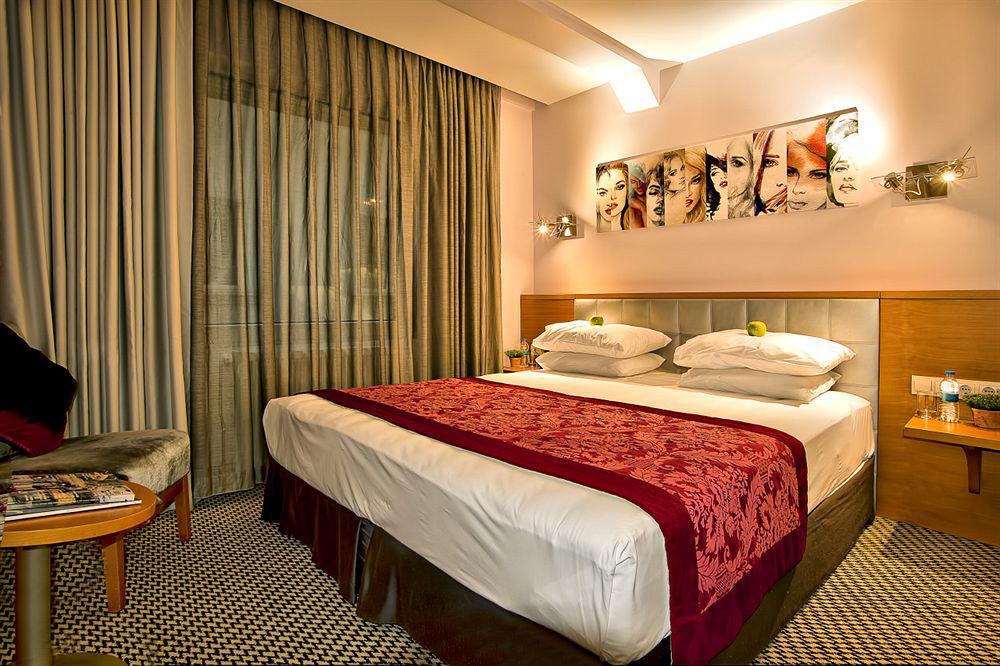 Parkhouse & 3* Istanbul