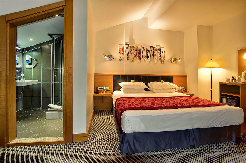 Parkhouse & Hotel