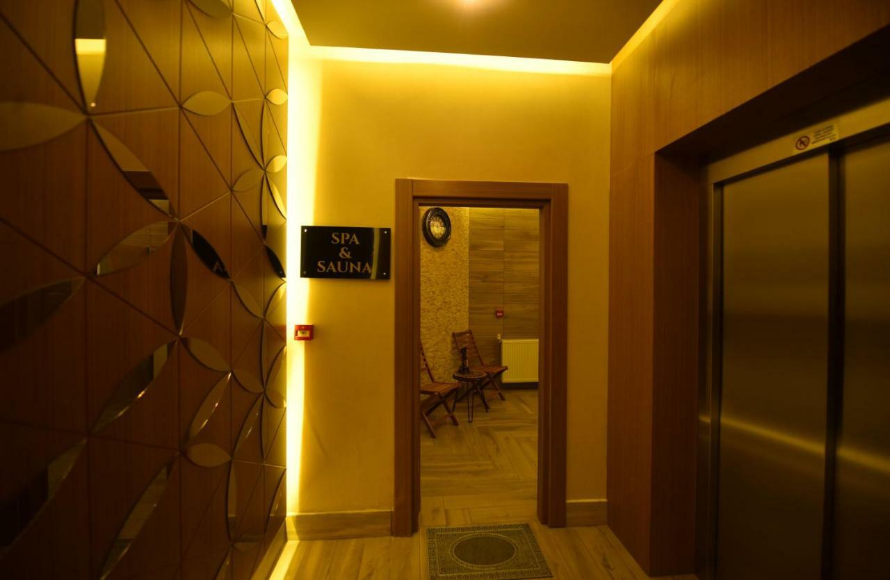 Grand Bulut & 3*