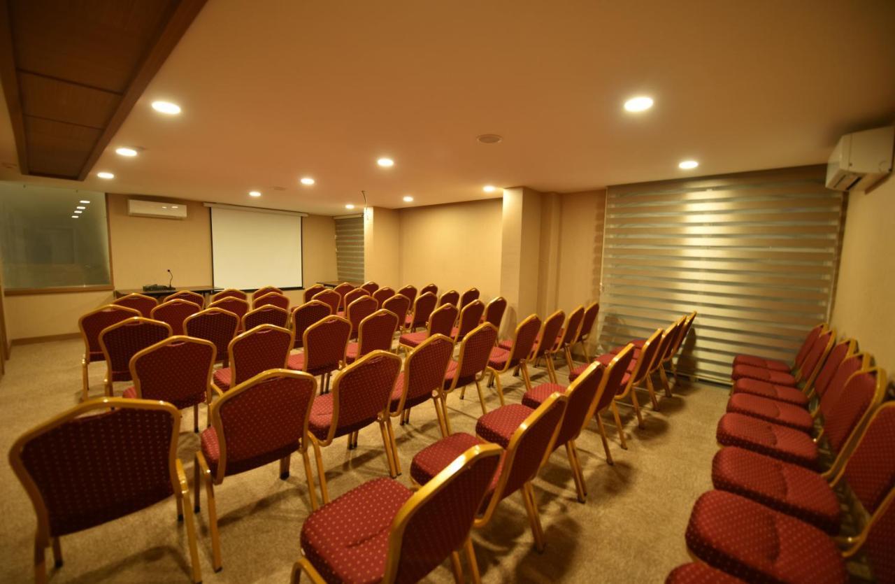 Grand Bulut &