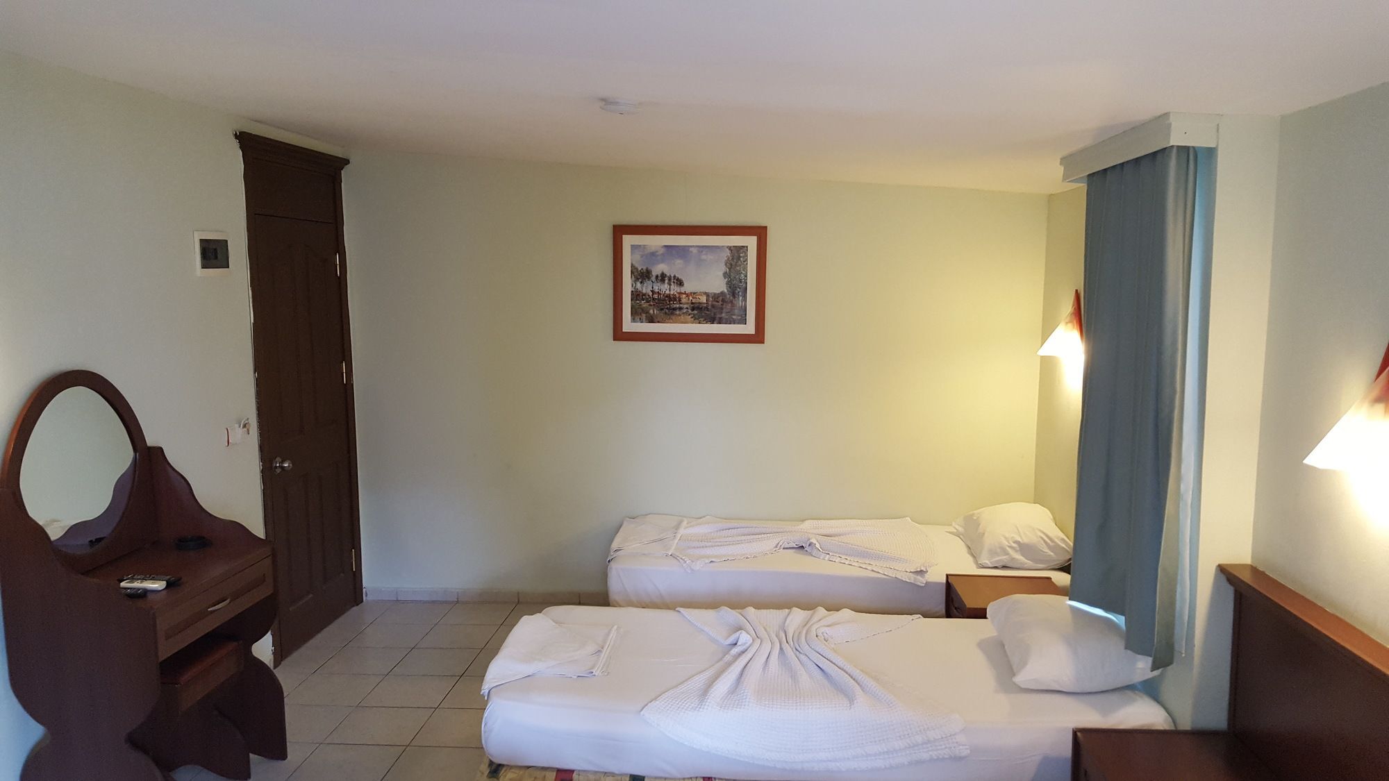 Bade Hotel Kemer